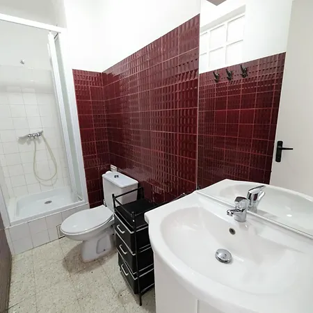 Appartamento Agreable T2 Pour 5 Pers, 1er Etage, Climatise, Parking Securise - Fr-1-797-6