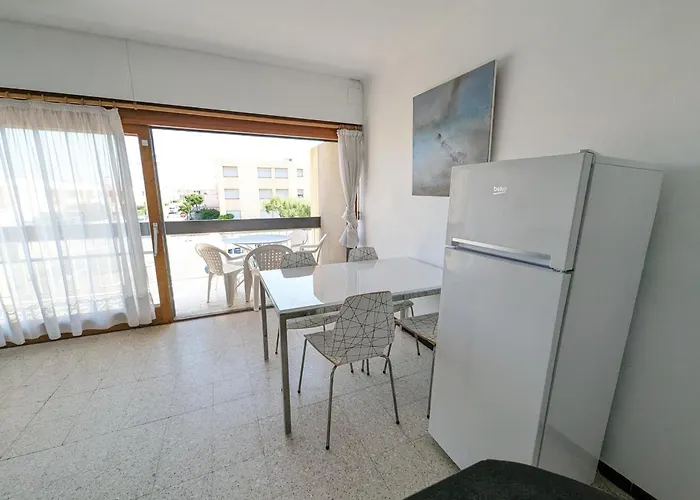Apartmán Agreable T2 Pour 5 Pers, 1er Etage, Climatise, Parking Securise - Fr-1-797-6 Port-la-Nouvelle